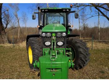 Riteņu traktors John Deere 8345 R