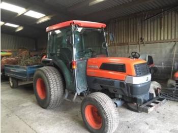 Riteņu traktors Kubota L 4630