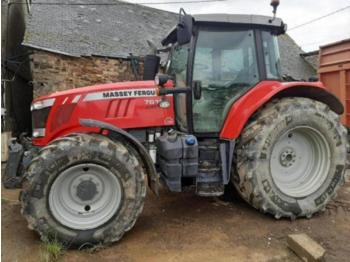 Riteņu traktors Massey Ferguson 7615