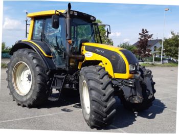 Riteņu traktors Valtra N141 ADVANCE