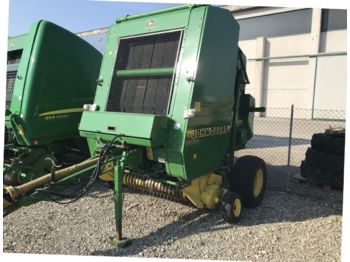 Rituļu prese John Deere 590