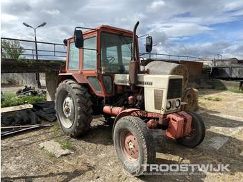 Belarus 572 - Traktors
