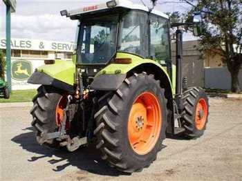 CLAAS ARES 566RZ - Traktors
