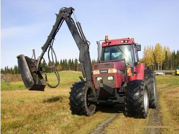 Case Magnum 7110 m/kantklipper - Traktors