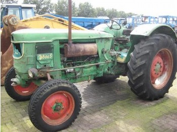 Deutz 8005 - Traktors