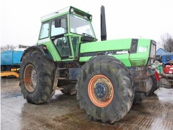 Deutz DX250 4wd - Traktors