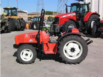 GOLDONI STAR 3050
 - Traktors