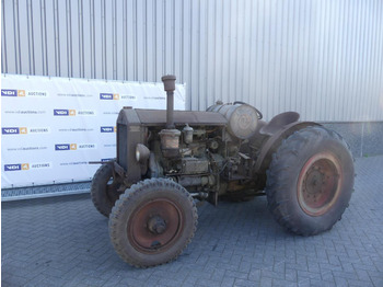 Hanomag AGR 38 - Traktors