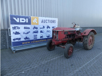 Hanomag R228 - Traktors