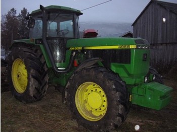 John Deere 4955 - Traktors
