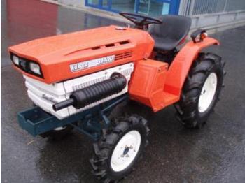 Kubota B1400 DT - 4X4 - Traktors