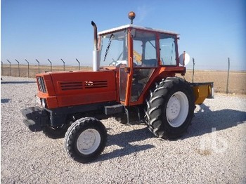 Kubota M6950 - Traktors