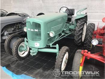 MAN G429D - Traktors