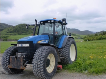 New Holland TM 155 - Traktors