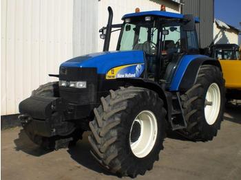 New Holland TM 190 - Traktors