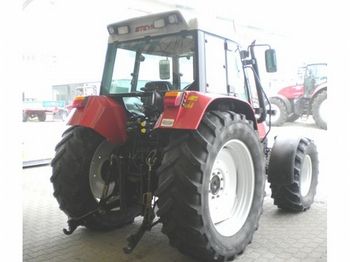 Steyr 9094 A mit FHW mit E - Traktors