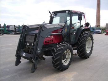 VALMET VALTRA 6300
 - Traktors