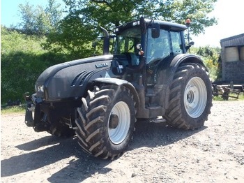 Valtra T202 4Wd - Traktors