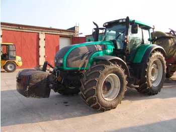 Valtra T202 Direct mit Rückfahreinrichtung - Traktors