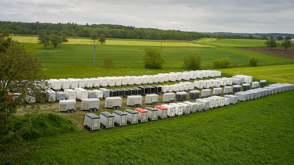 Jaunā Celtniecības konteiners, Piekabe RESPO RESPO Anhänger Mobile Doppeltoilette und Wasserspülung: foto 16