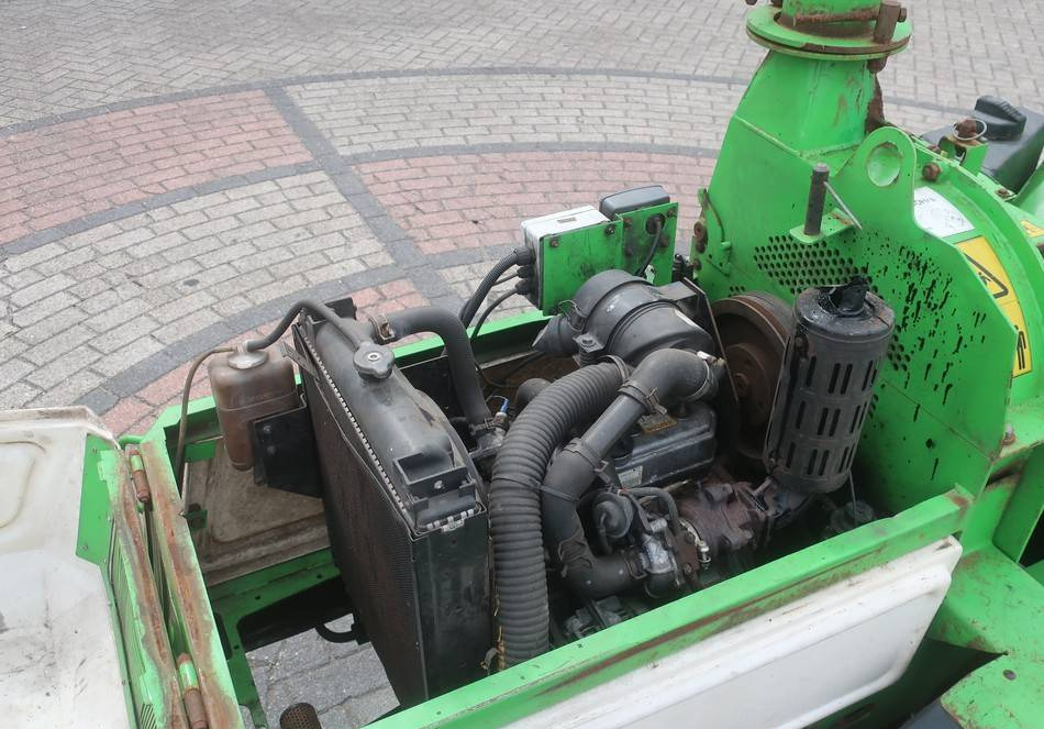 Greenmech Wood Chipper Diesel (engine issue)  līzingu Greenmech Wood Chipper Diesel (engine issue): foto 9