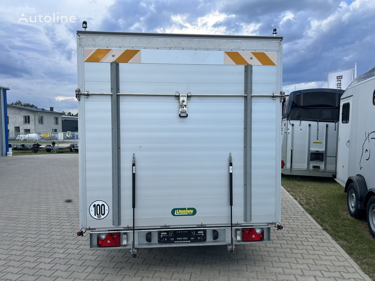 Piekabe slēgtā virsbūve Unsinn GTP 20-30 closed trailer with ramp roller blind 4,3m 2.6T GVW: foto 4