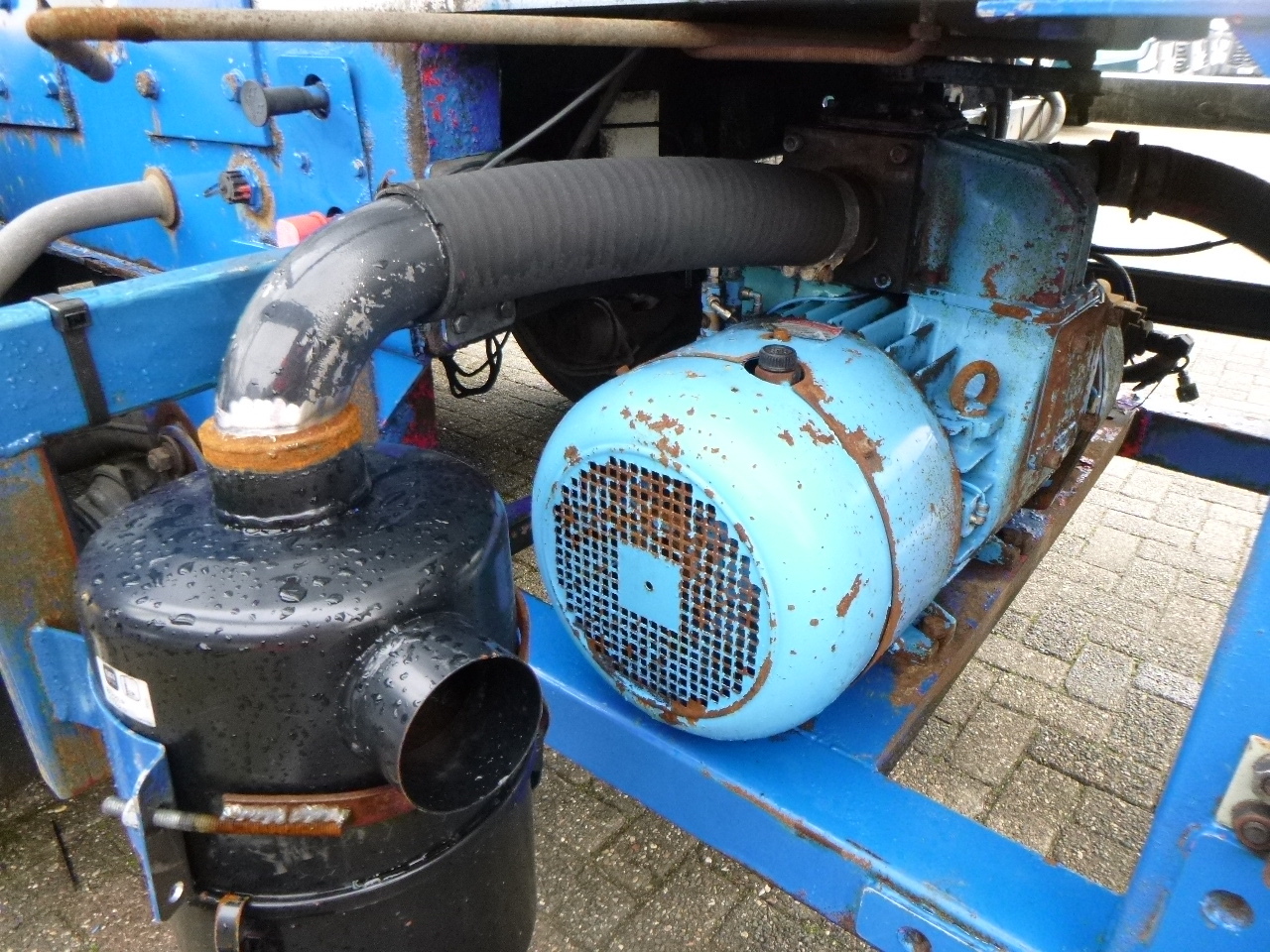 Puspiekabe cisterna Crossland Vacuum tank alu 33 m3 / 1 comp + pump: foto 14