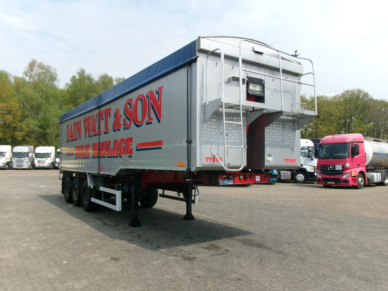Puspiekabe pašizgāzējs Montracon Tipper trailer alu 55 m3 + tarpaulin: foto 2