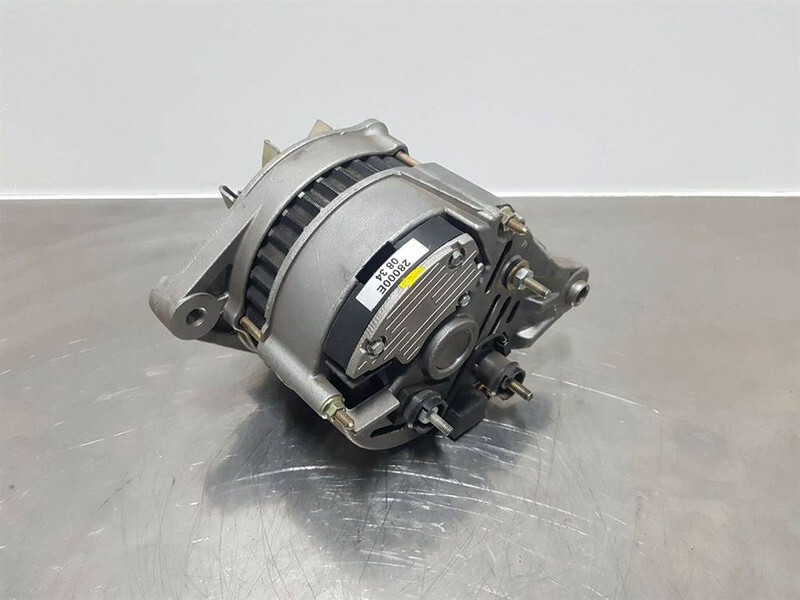 Jaunā Dzinējs - Celtniecības tehnika Hitachi 14V 55A-Alternator/Lichtmaschine/Dynamo: foto 5