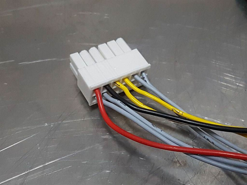 Jaunā Elektrosistēma - Celtniecības tehnika ICARUS blue TM600+R420 - Wireless remote control s: foto 6