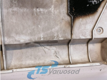Radiatora reste - Kravas automašīna Scania Grille panel 1371856: foto 4
