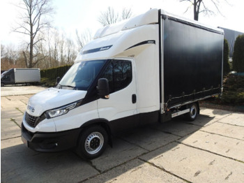 Furgons ar tentu IVECO Daily 35s18