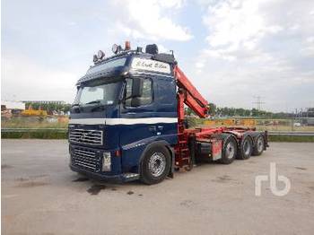 Vilcējs VOLVO FH520 8x2: foto 1