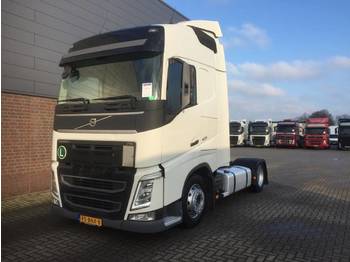 Vilcējs Volvo FH420 4X2 EURO 6 X-LOW - GLOBETROTTER