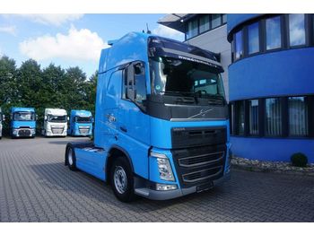 Vilcējs Volvo FH (4) 500 4x2, Globetrotter XL, Retarder