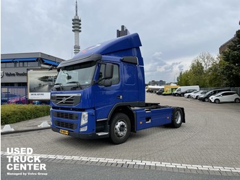 Vilcējs Volvo FM 330 4x2T Euro 5: foto 1