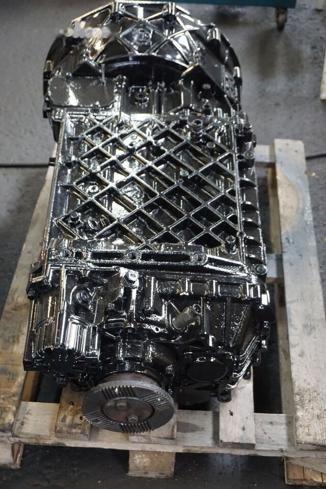 ZF (ZF 16S2220) MAN TGX truck - Pārnesumkārba: foto 5