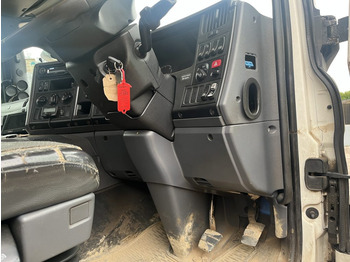 Scania P400 8X4 - Bortu kravas automašīna/ Platforma: foto 3