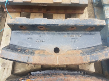 New Holland Tm, Ts, 60 Series Main Weight Carrier Block 82026907, 82014593 - Pretsvars: foto 3