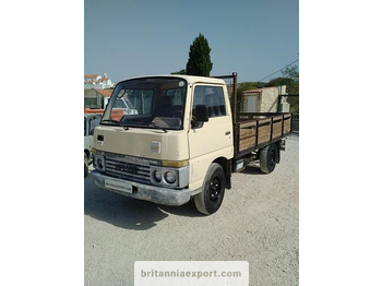 Nissan Cabstar F22 SD25 left hand drive 2.5 diesel 3.5 ton - Pikaps: foto 1