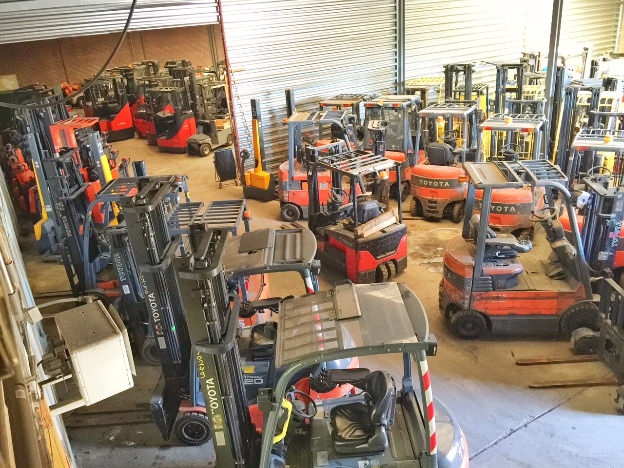 Van den Bosch vorkheftrucks B.V. - pārdošanas sludinājumi undefined: foto 6