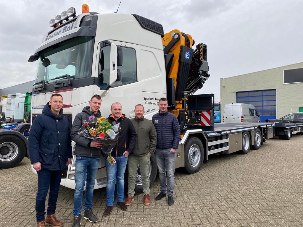 Used Truck Point BV - Kravas automašīnas VOLVO undefined: foto 16