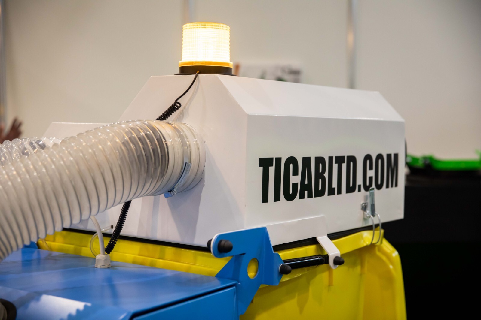 TRADE INDUSTRIAL COMPANY AB - Celtniecības tehnika undefined: foto 27