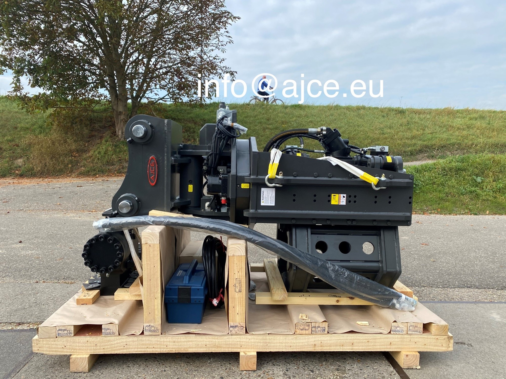 AJCE EUROPE - pārdošanas sludinājumi undefined: foto 46