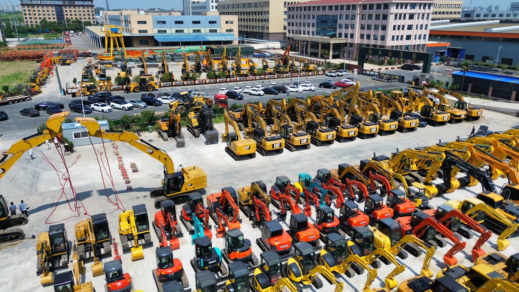 Toaks International Trading Company - Vilcēji SINOTRUK - Gads: 2020 undefined: foto 2