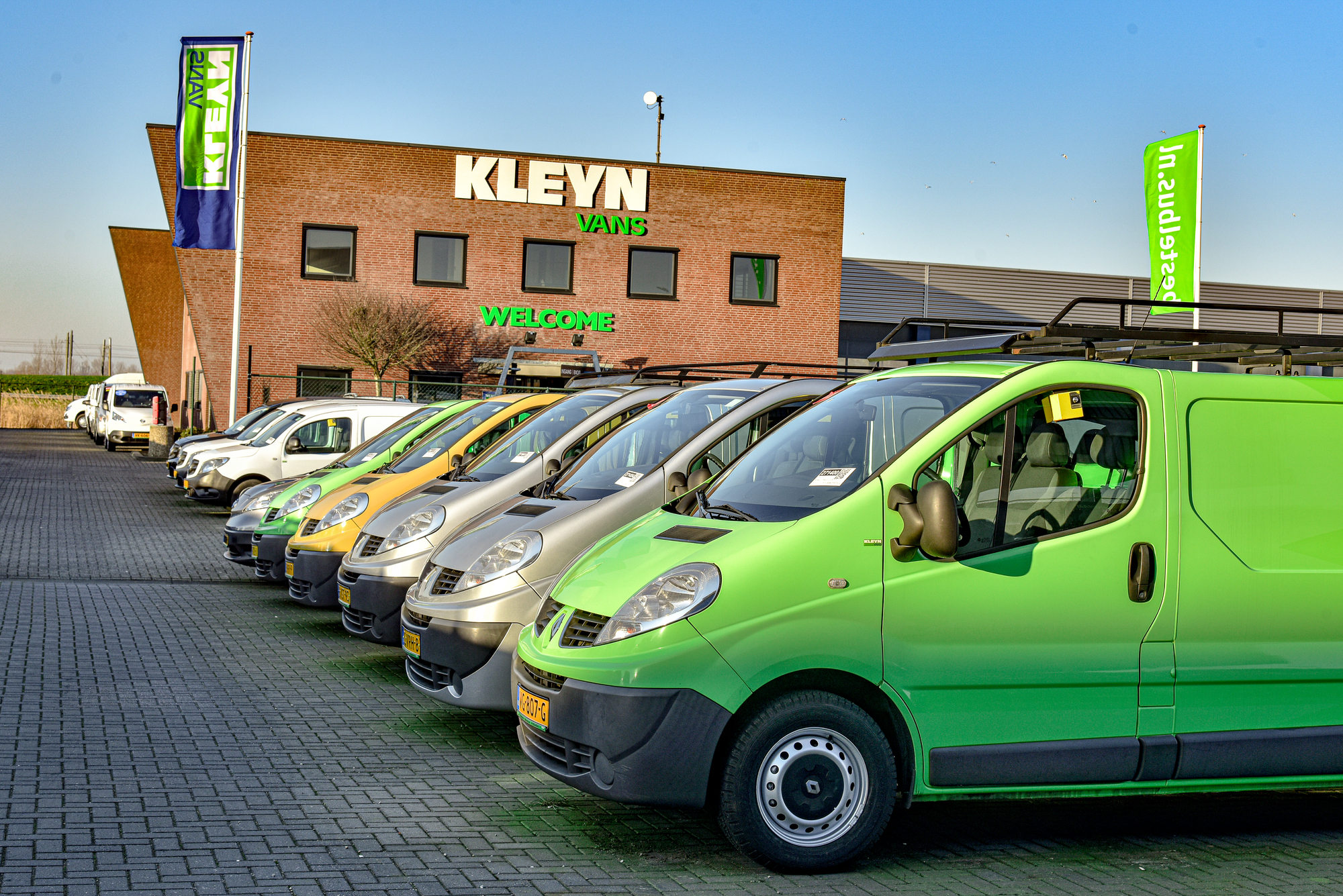 Kleyn Vans B.V. - Komercauto MERCEDES-BENZ Sprinter 214 undefined: foto 2