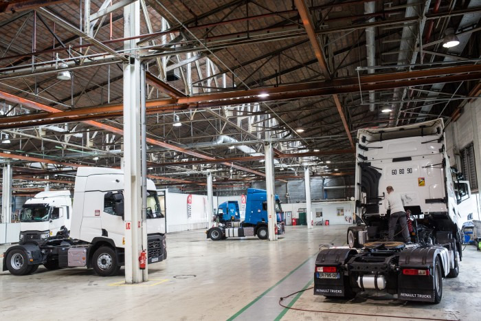 Renault Trucks France - Vilcēji RENAULT - ātrumkārbas: automātiskā undefined: foto 8