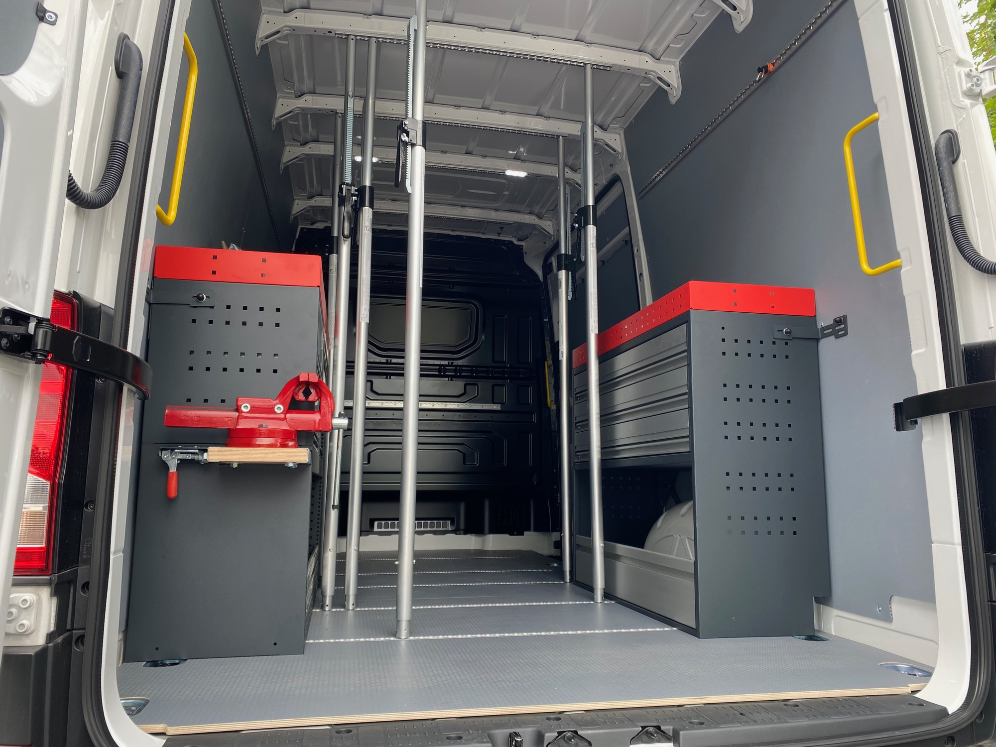 Silvio Behnke Kfz Handel und Vermietung GmbH - pārdošanas sludinājumi undefined: foto 5