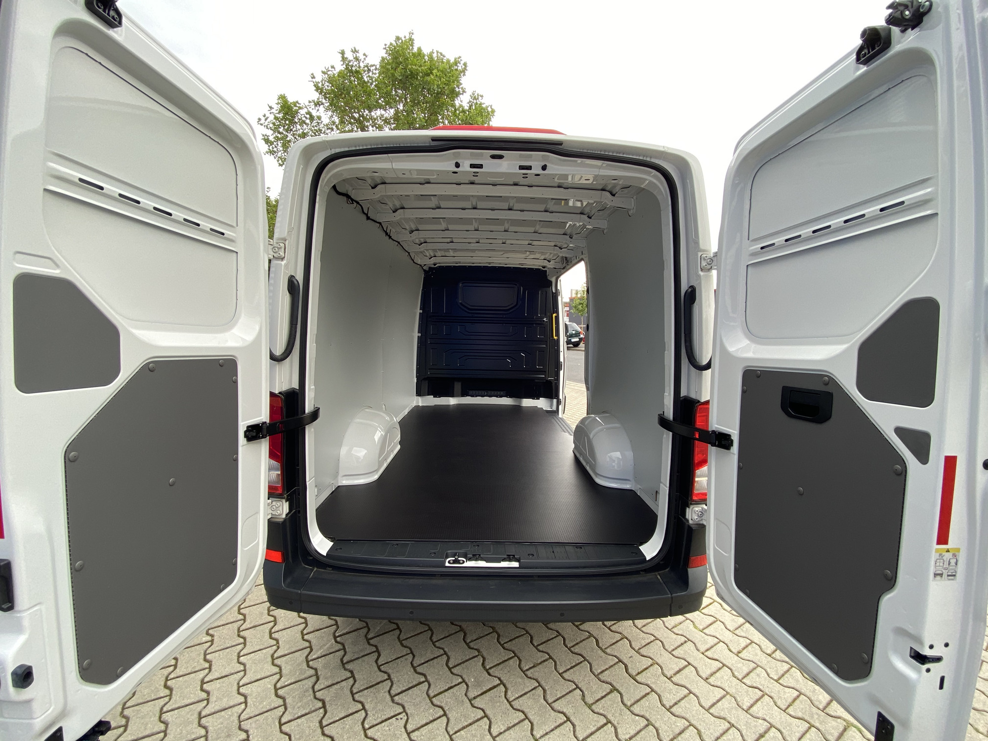 Silvio Behnke Kfz Handel und Vermietung GmbH - pārdošanas sludinājumi undefined: foto 4