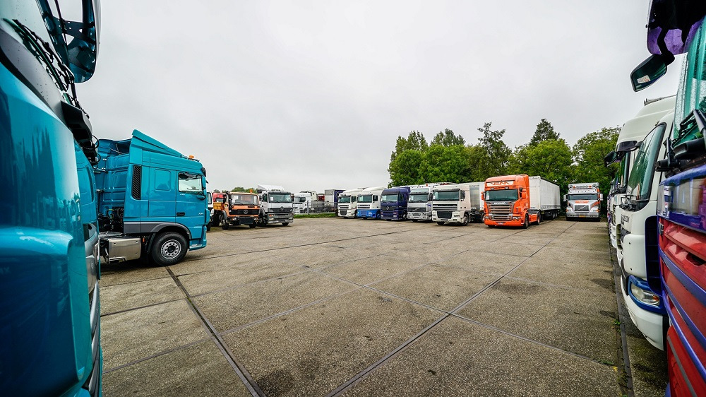 Engel Trucks B.V. - Komercauto - 4x4 undefined: foto 4